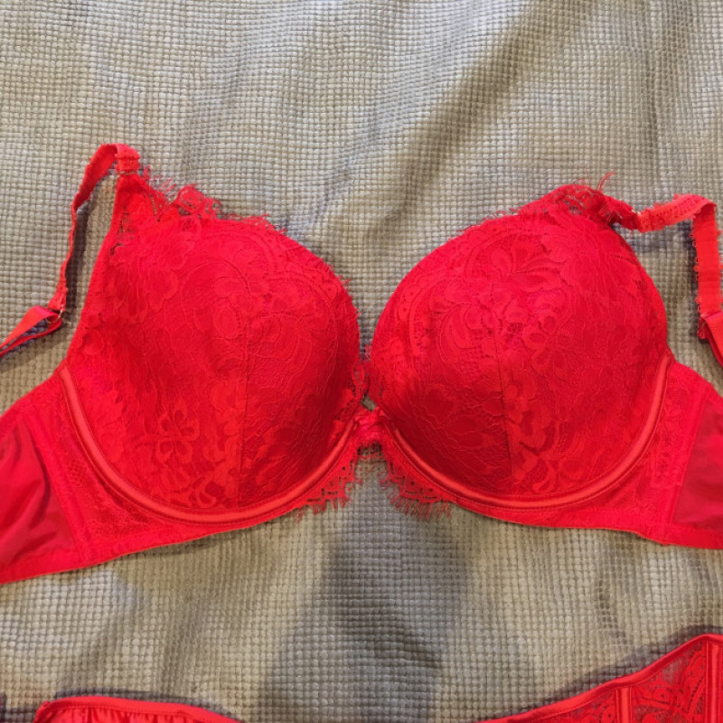 Lingerie with suspenders and Custom Vid